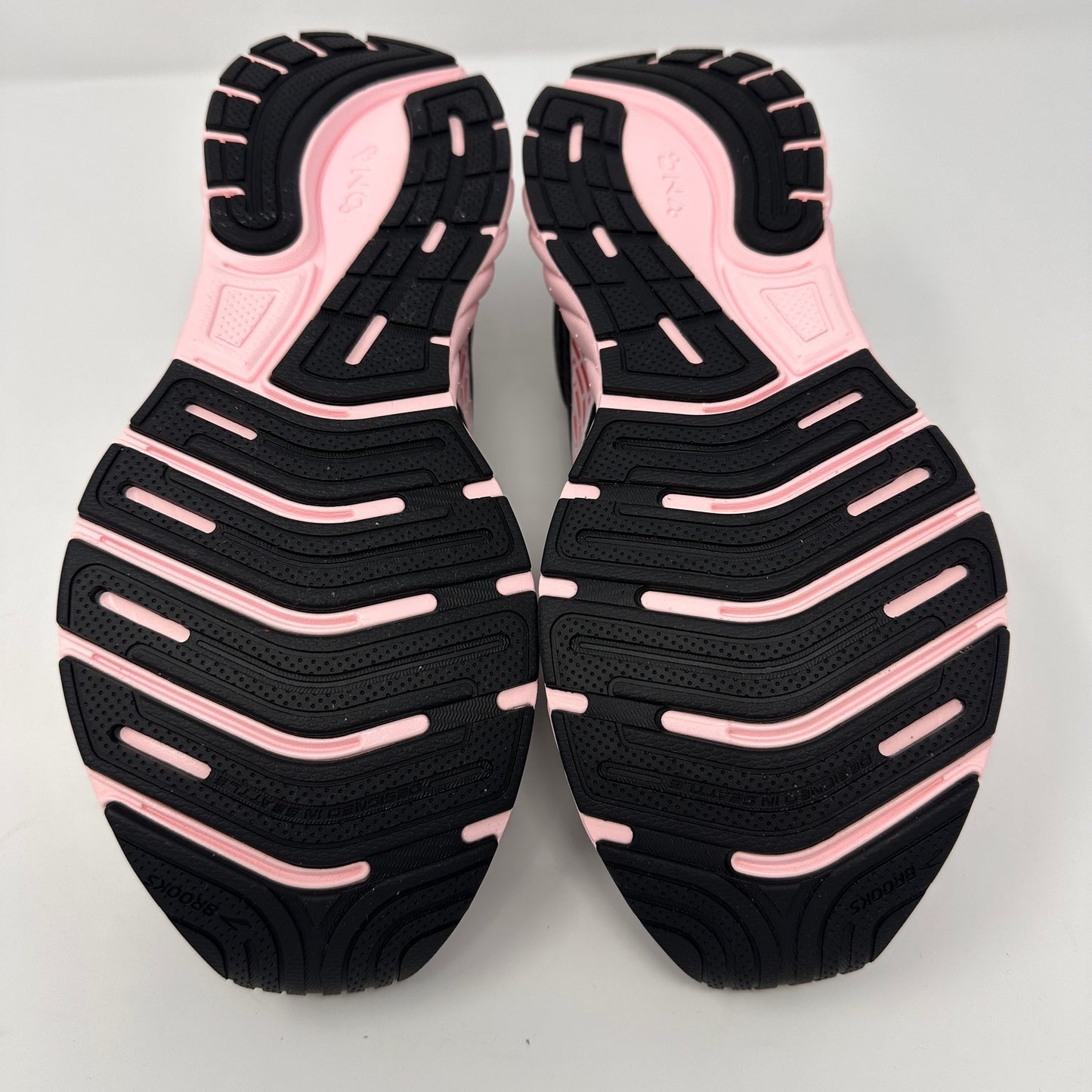 Brooks Anthem 6 Women's Running Shoes – Size 6.5 – Blackened Pearl/Pink/Rose – New