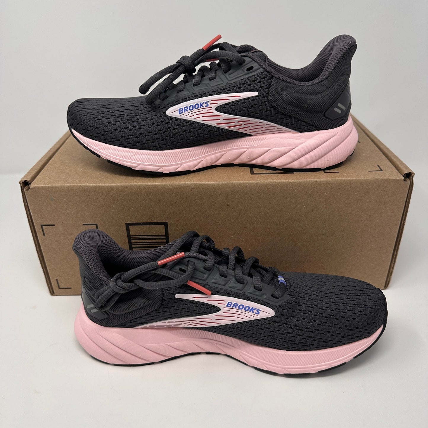 Brooks Anthem 6 Women's Running Shoes – Size 6.5 – Blackened Pearl/Pink/Rose – New