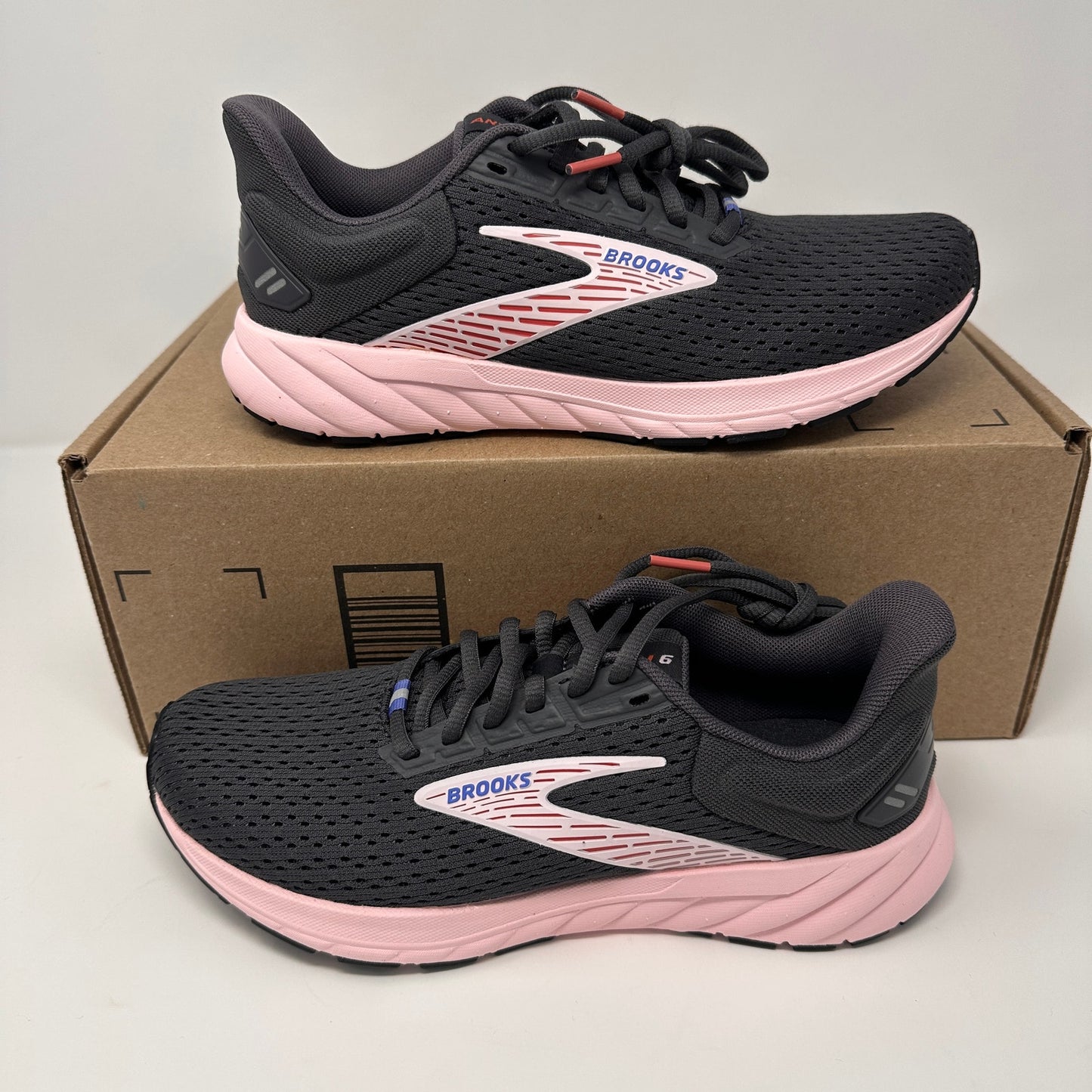 Brooks Anthem 6 Women's Running Shoes – Size 6.5 – Blackened Pearl/Pink/Rose – New