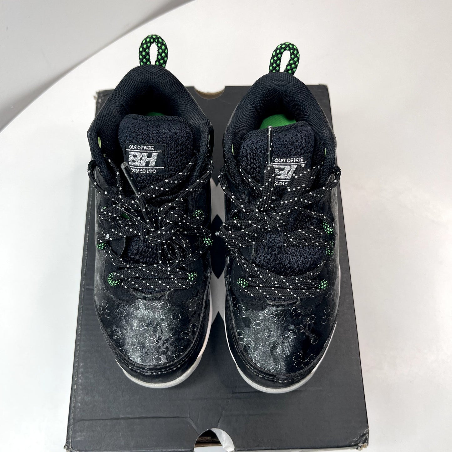 Under Armor Harper 8 Mid RM Toddler Kids Size 11 - Baseball Cleat