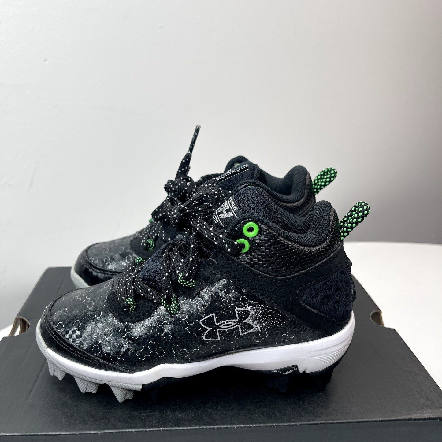 Under Armor Harper 8 Mid RM Toddler Kids Size 11 - Baseball Cleat